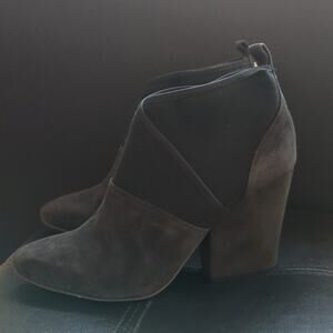 Calvin Klein Zella Suede Leather Chunky Heel Gray Fall Ankle Boot